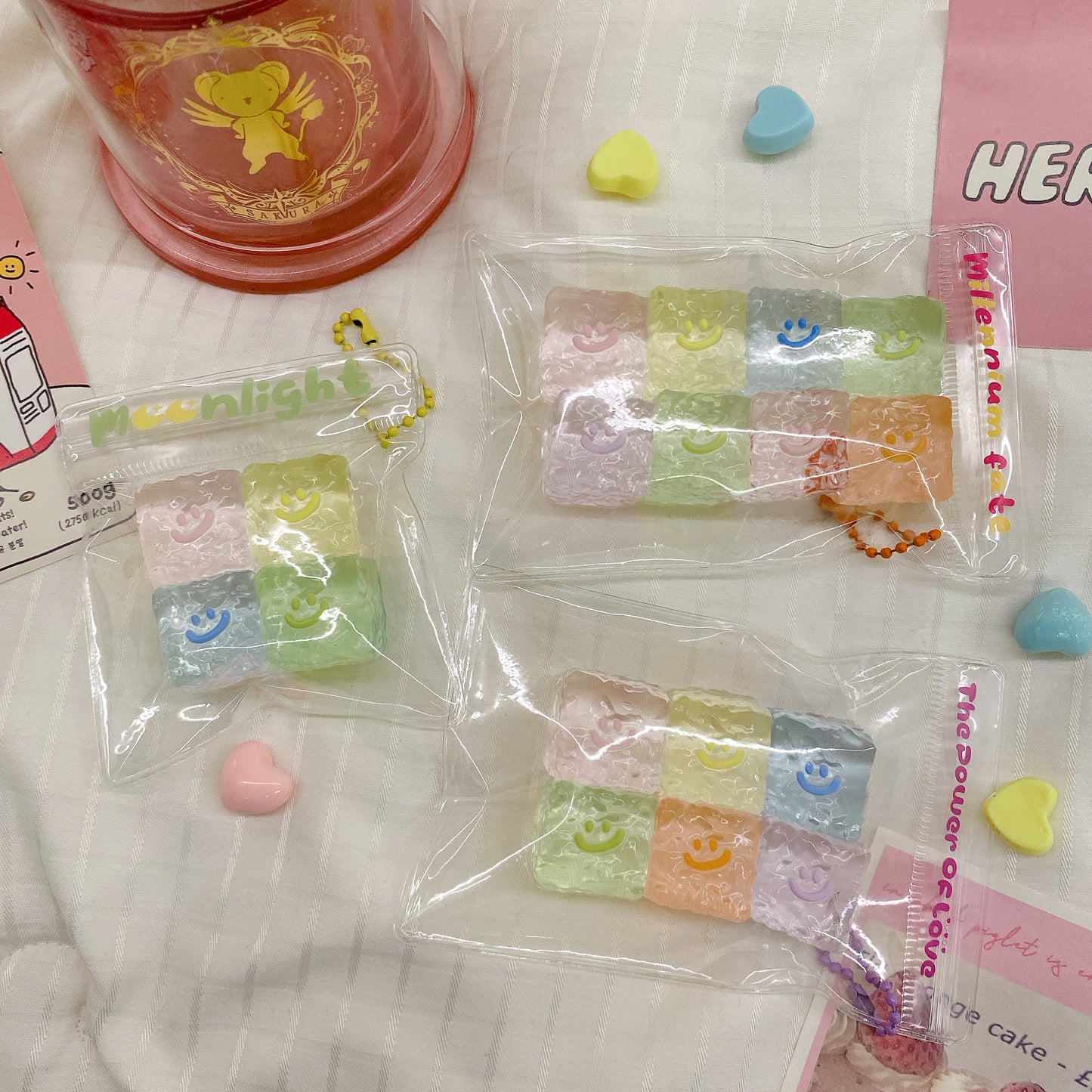 透明レインボー氷ブロック 食品グレードのシリコン製 ぷにぷにストレス解消玩具 ゆっくり戻る回弾 おしゃれなトレンドグッズ・ストラップ【全店5,000円以上で送料無料】